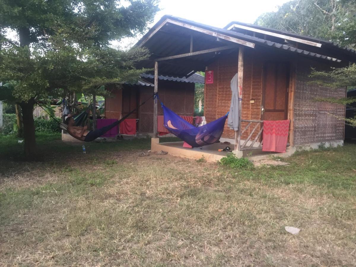 Sleepy Hut Pai Hotel Esterno foto